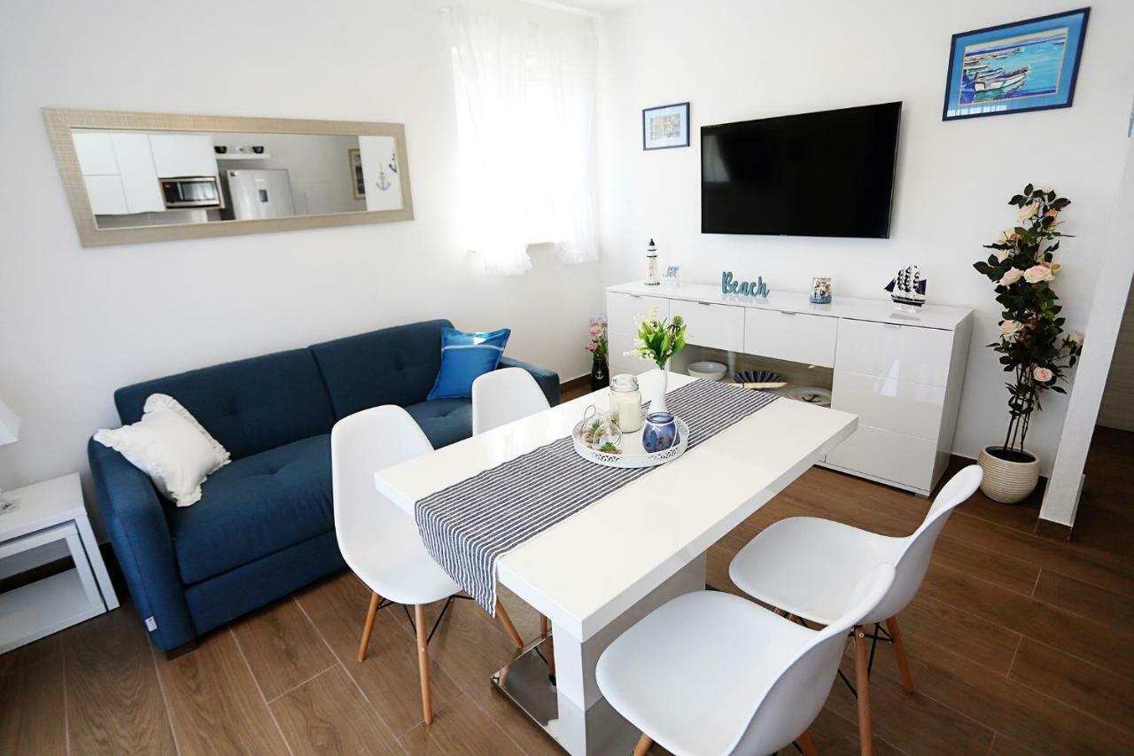 Apartments Romarin ซูเปตาร์ ภายนอก รูปภาพ