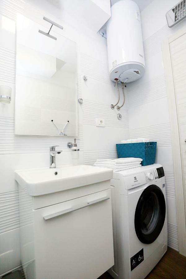 Apartments Romarin ซูเปตาร์ ภายนอก รูปภาพ