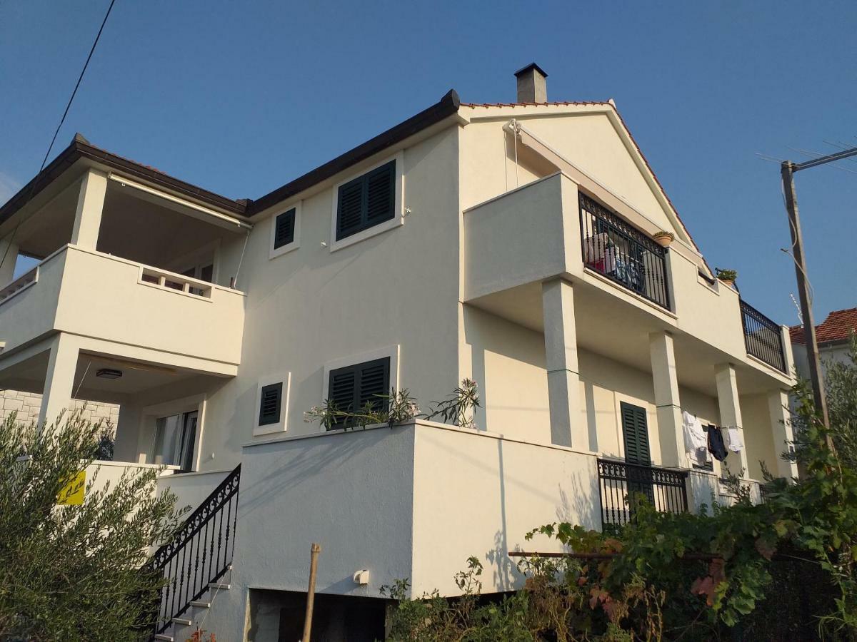Apartments Romarin ซูเปตาร์ ภายนอก รูปภาพ